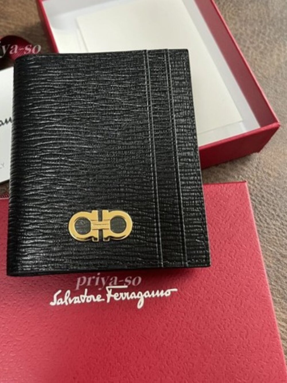 Salvatore Ferragamo Men's Black Cowhide Card Holder Wallet 10CC New with Box